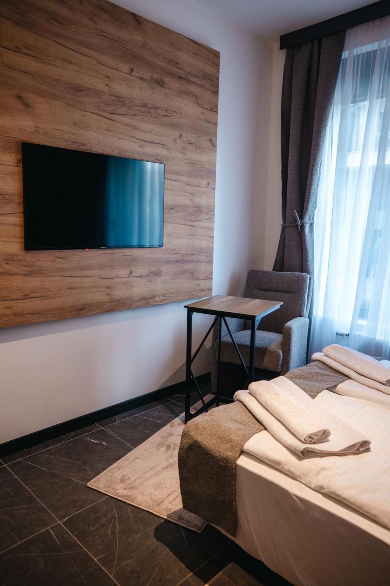 Sunshine Apartments - Valjevo Bagian luar foto
